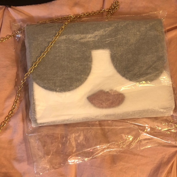 Handbag - Picture 2 of 2